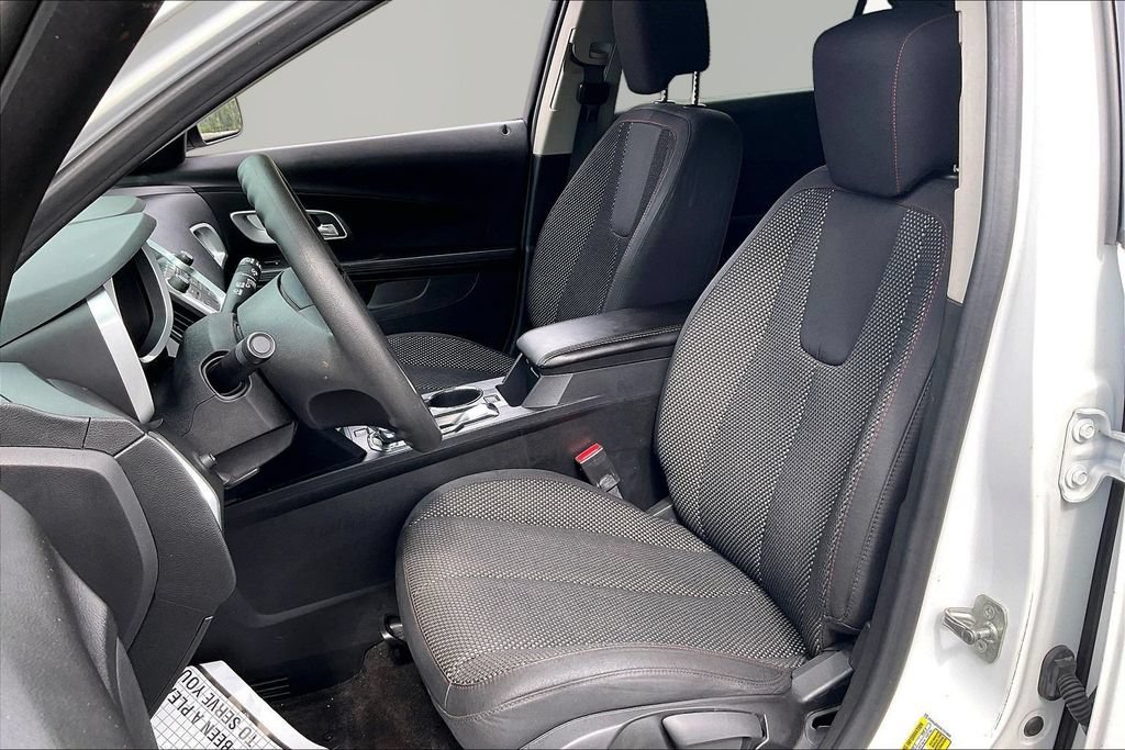 Used 2016 Chevrolet Equinox LS FWD image 24