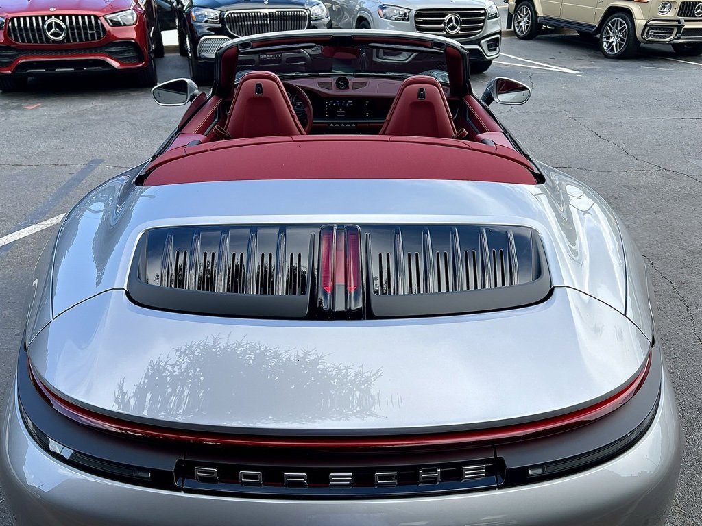 Used 2025 Porsche 911 Carrera image 22