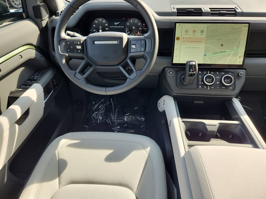 Used 2026 Land Rover Defender 110 S image 4