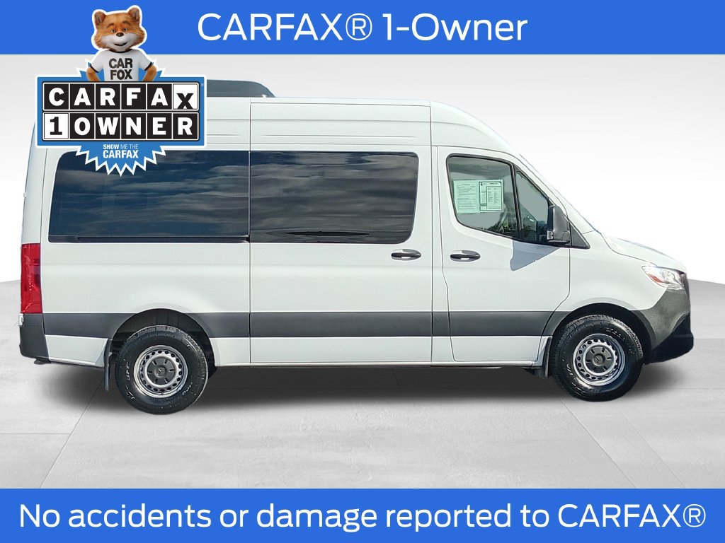 Used 2024 Mercedes-Benz Sprinter 2500 image 2