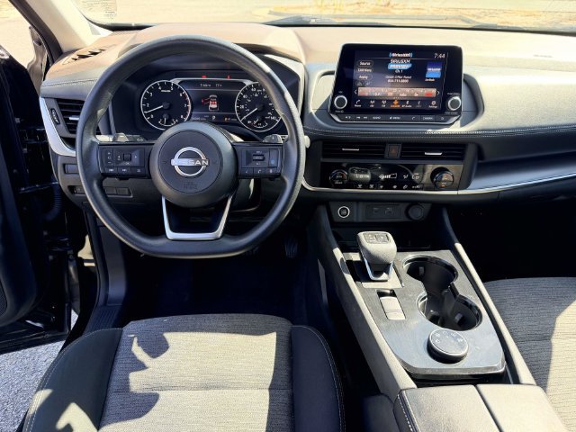 Used 2023 Nissan Rogue SV AWD/4WD image 17