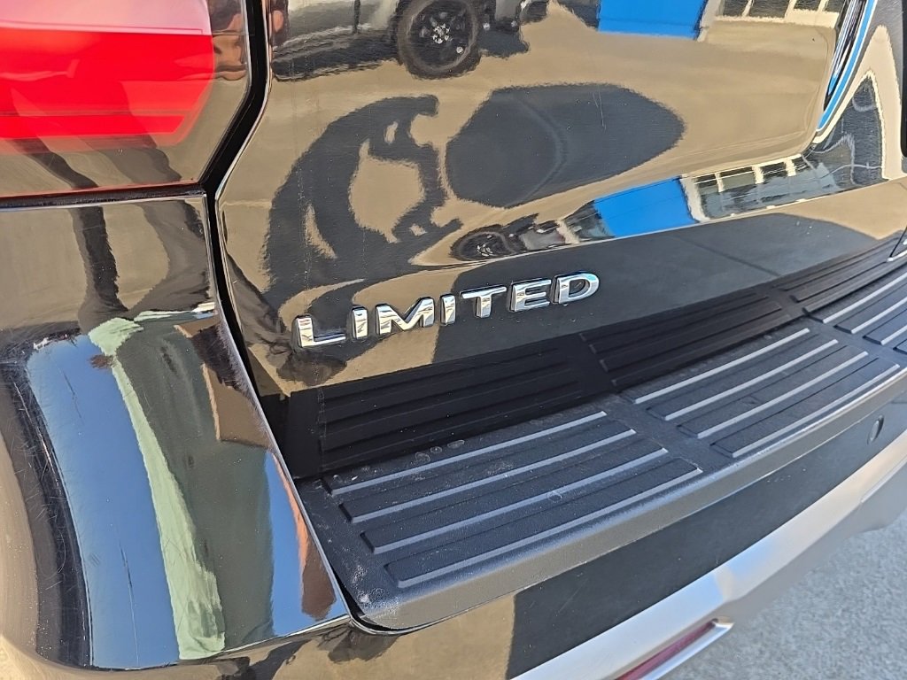 Used 2023 Ford Expedition Limited image 41