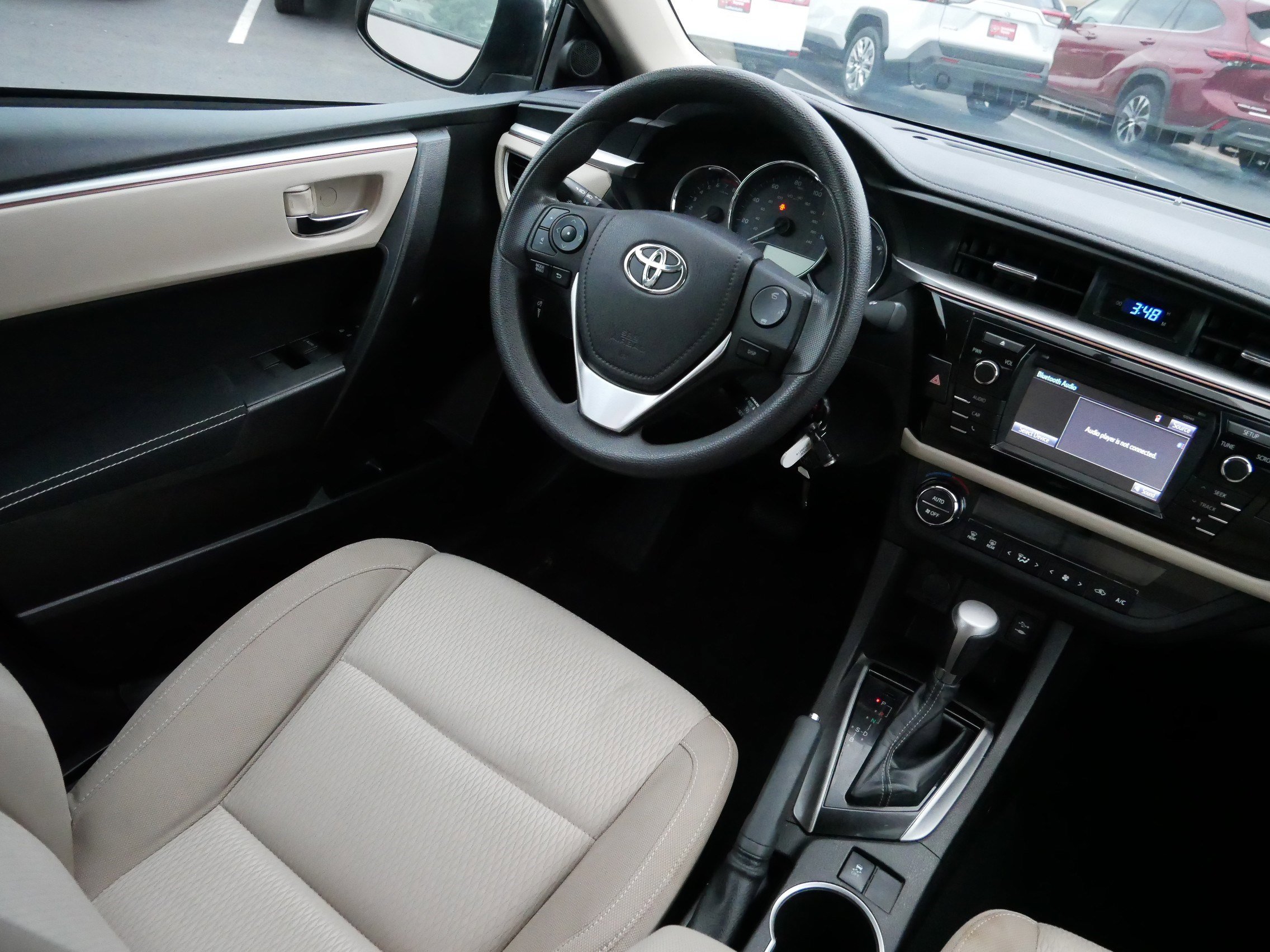 Used 2014 Toyota Corolla LE image 9