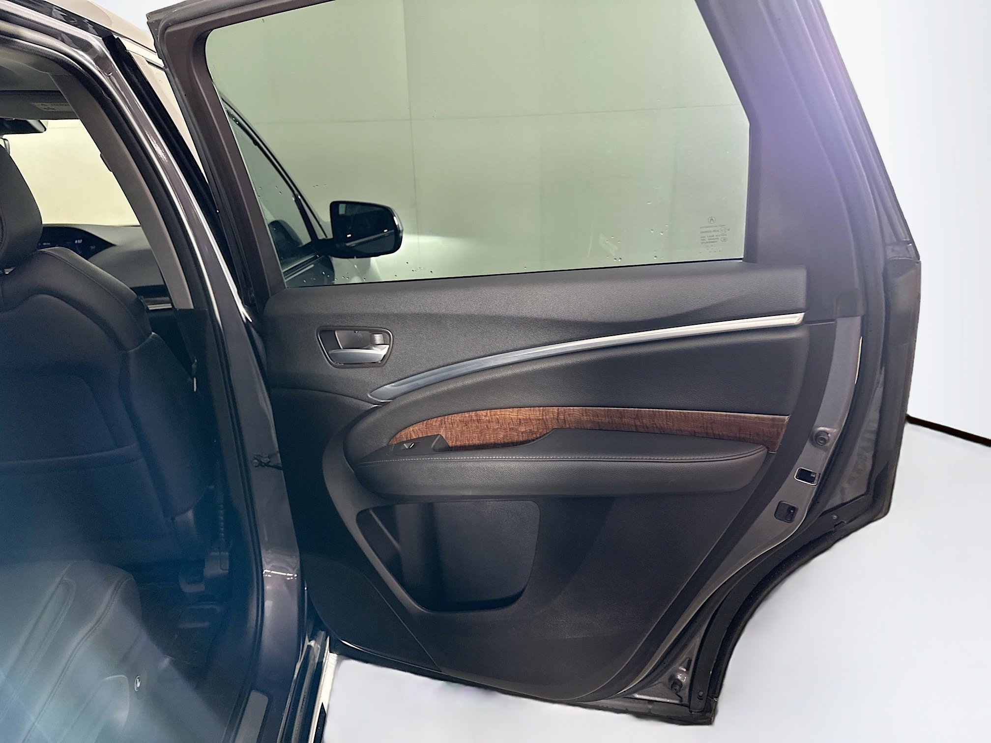 Used 2017 Acura MDX SH-AWD w/ Technology Package image 32