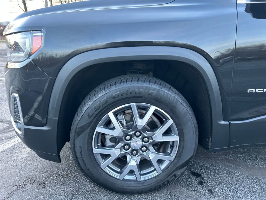 Used 2023 GMC Acadia SLT w/ Technology Package image 29