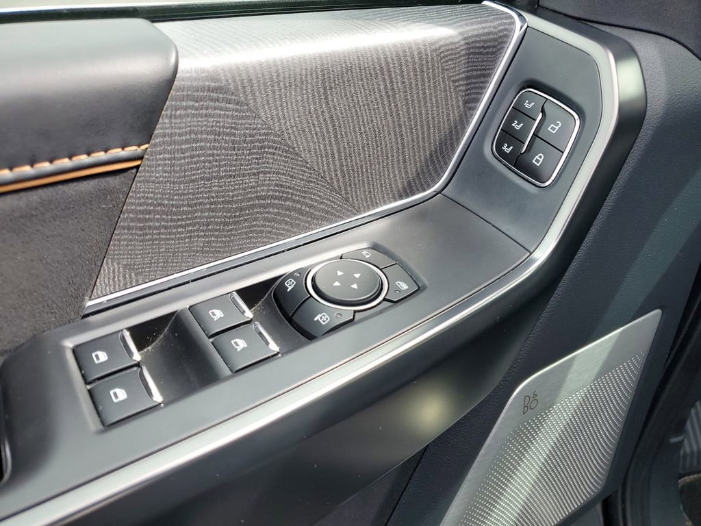 Used 2023 Ford F150 Platinum w/ Equipment Group 701A High AWD/4WD image 27