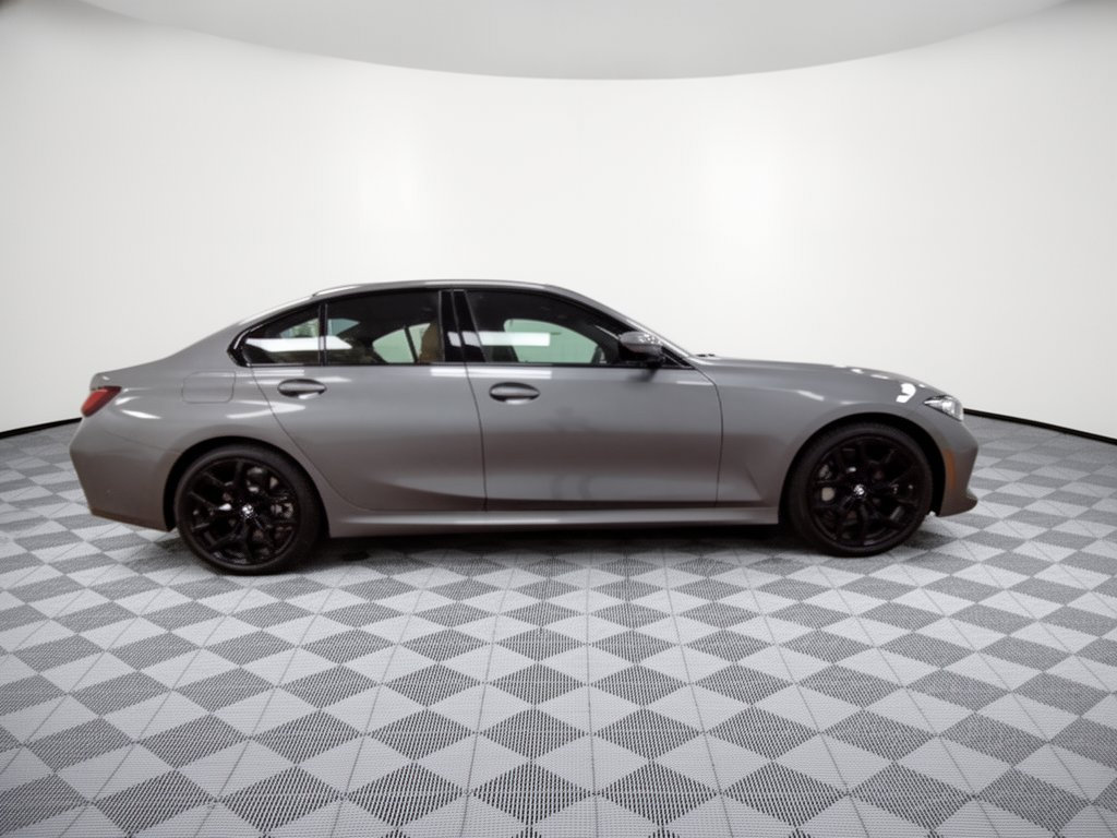 Used 2026 BMW 330i xDrive Sedan w/ M Sport Package AWD/4WD image 8