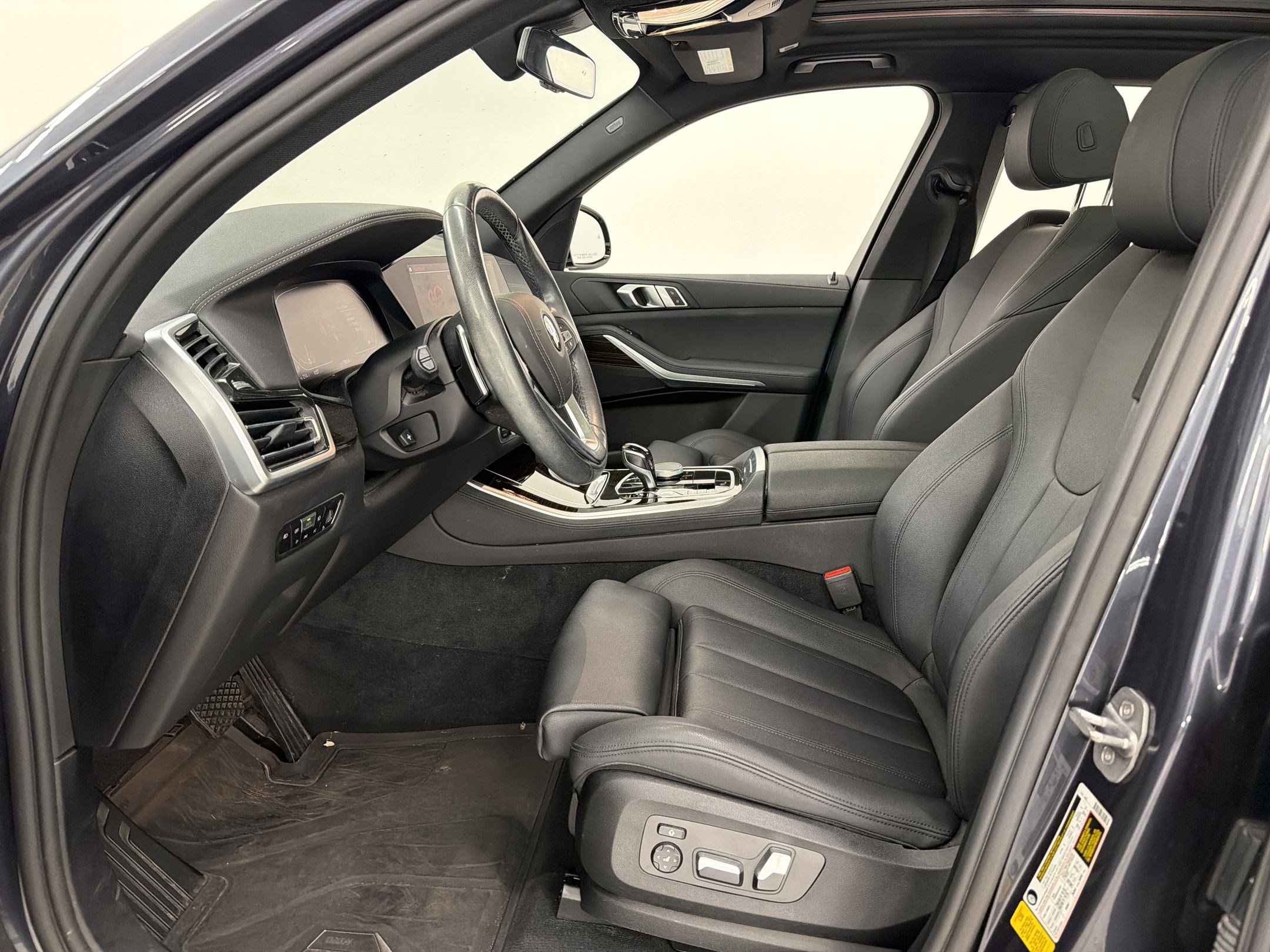 Used 2020 BMW X5 sDrive40i w/ Premium Package RWD image 29