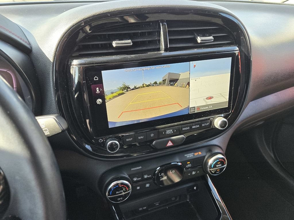 Used 2023 Kia Soul GT-Line FWD image 17