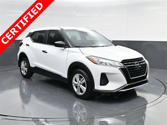 Used 2025 Nissan Kicks Play S image 1