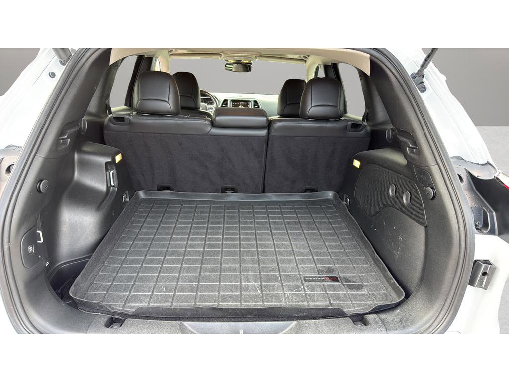 Used 2018 Jeep Cherokee Overland w/ Technology Group image 17