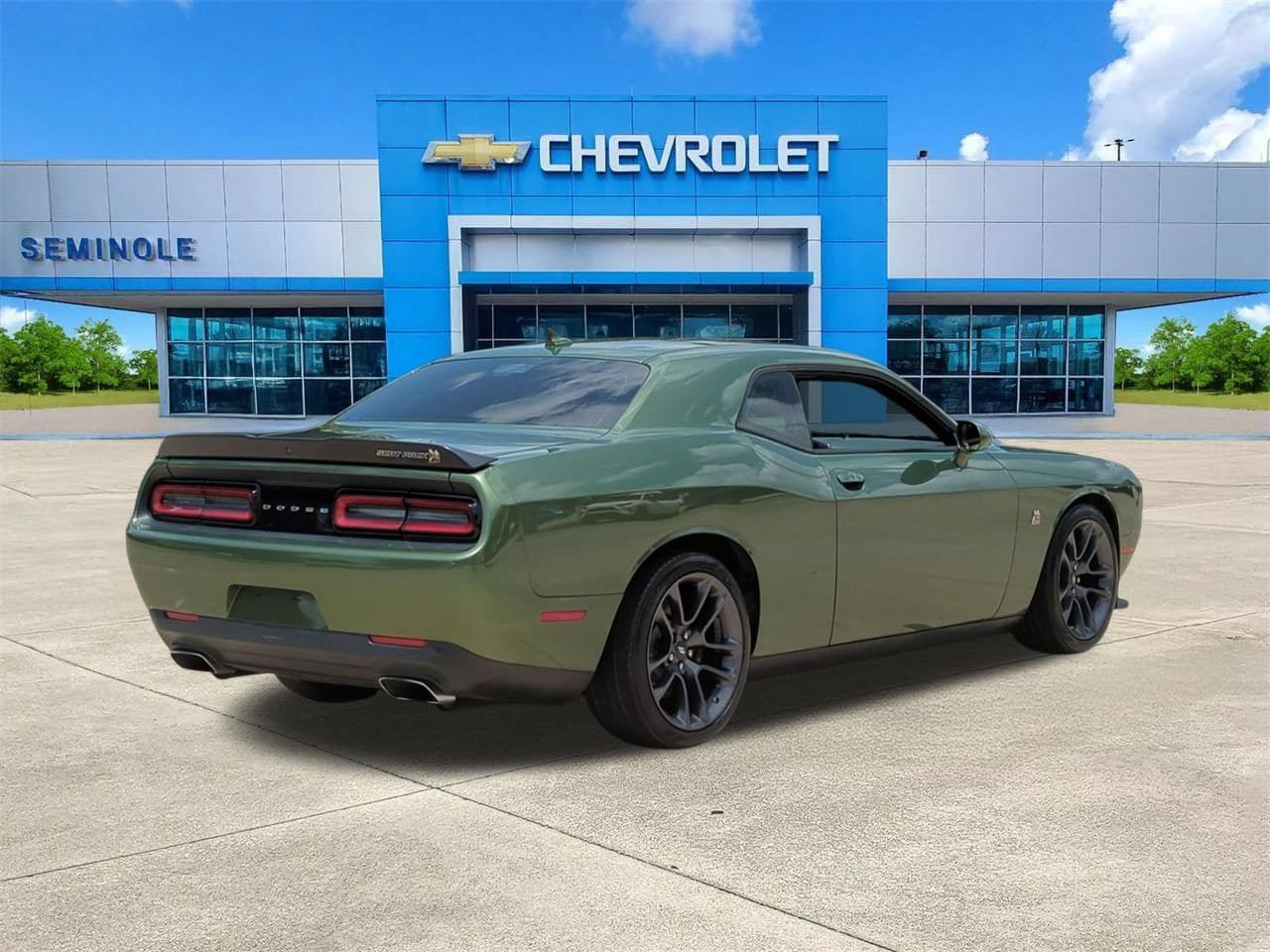 Used 2023 Dodge Challenger R/T Scat Pack RWD image 4