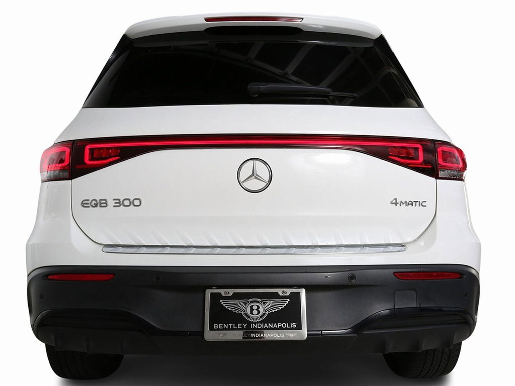 Used 2022 Mercedes-Benz EQB 300 4MATIC image 7