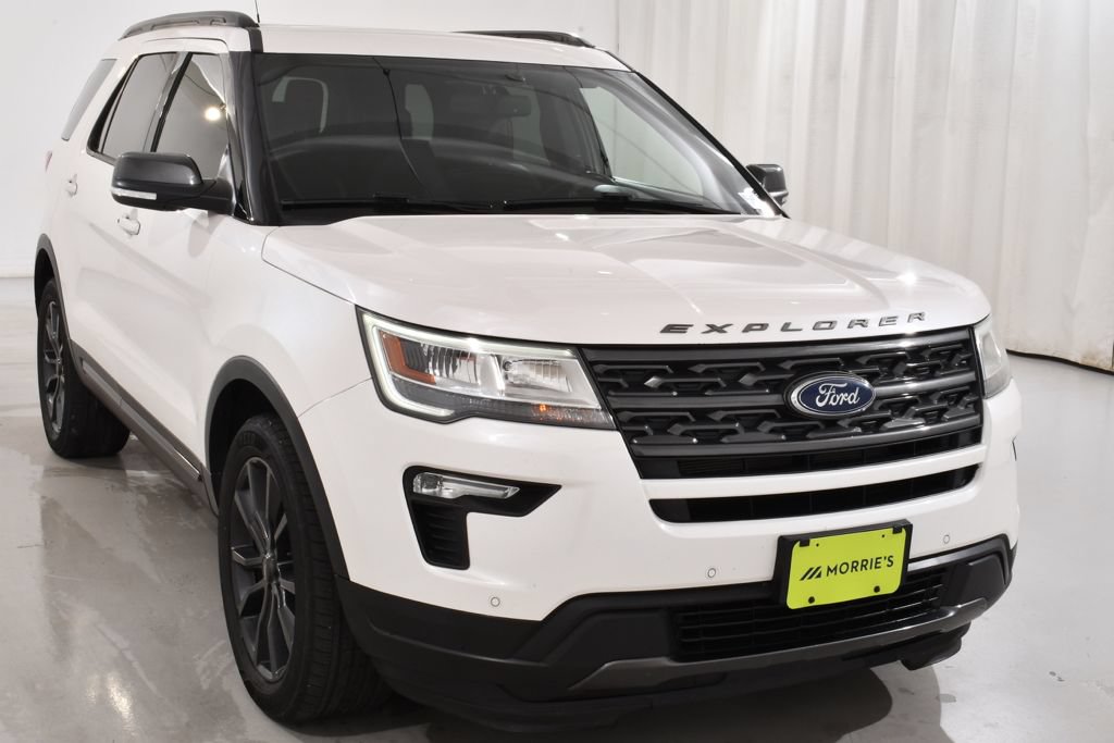 Used 2019 Ford Explorer XLT w/ Equipment Group 202A AWD/4WD image 4