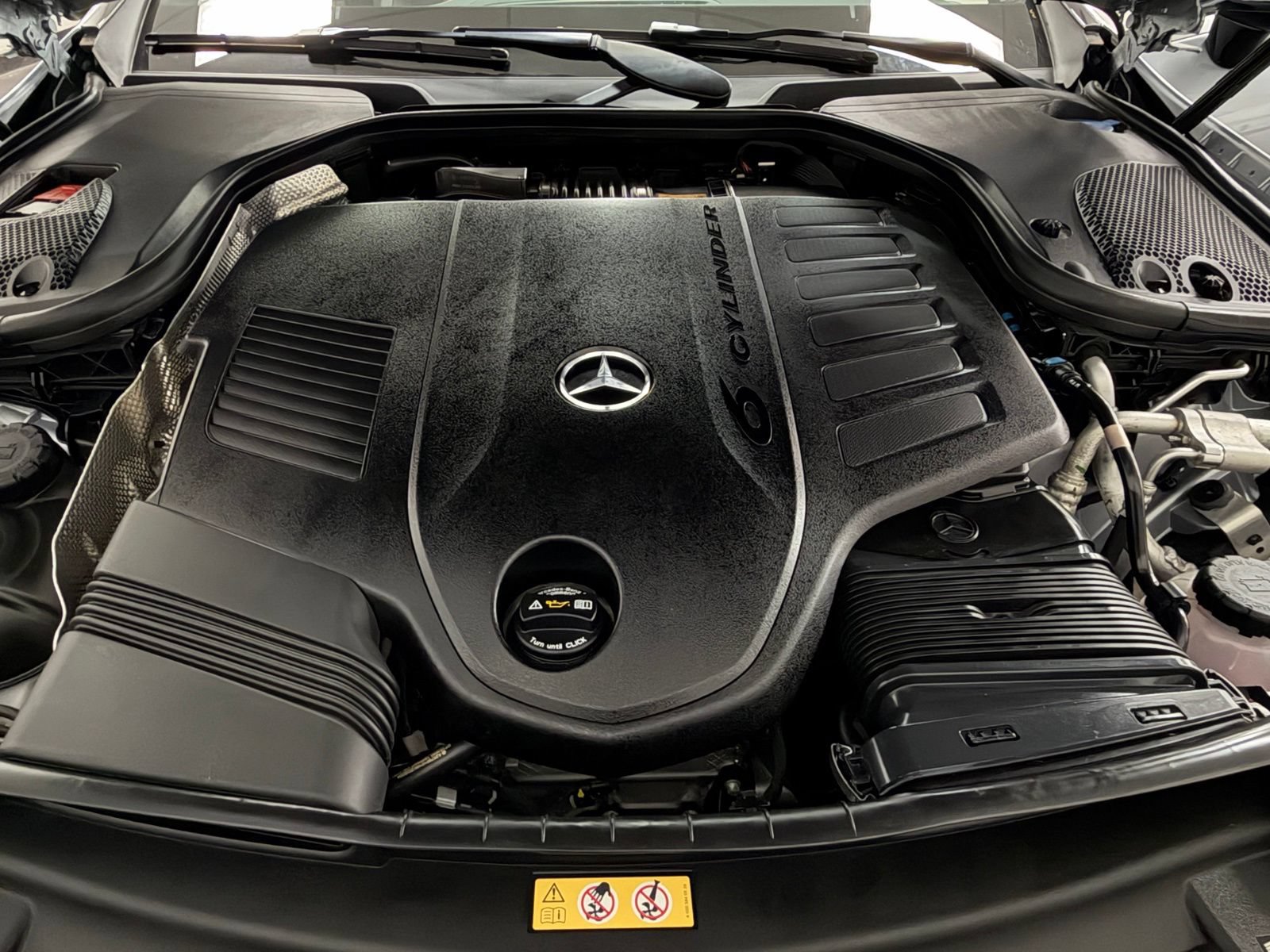 Used 2022 Mercedes-Benz E 450 Cabriolet w/ AMG Line image 37
