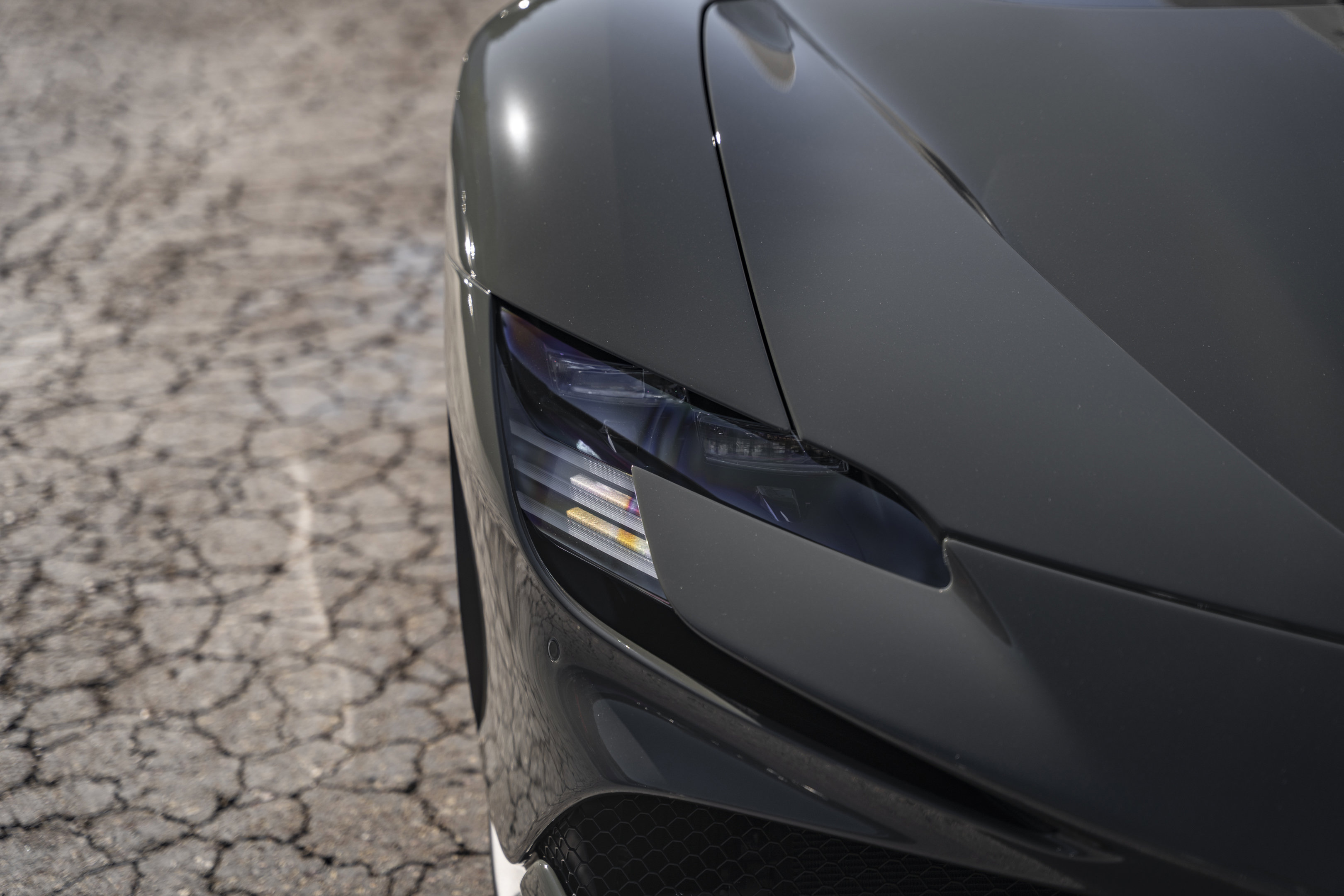 Certified 2025 Ferrari SF90 Spider AWD/4WD image 19