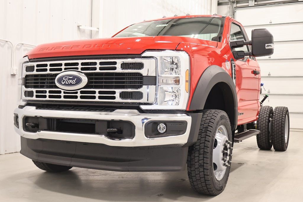 New 2026 Ford F550 4x4 Regular Cab Super Duty image 4