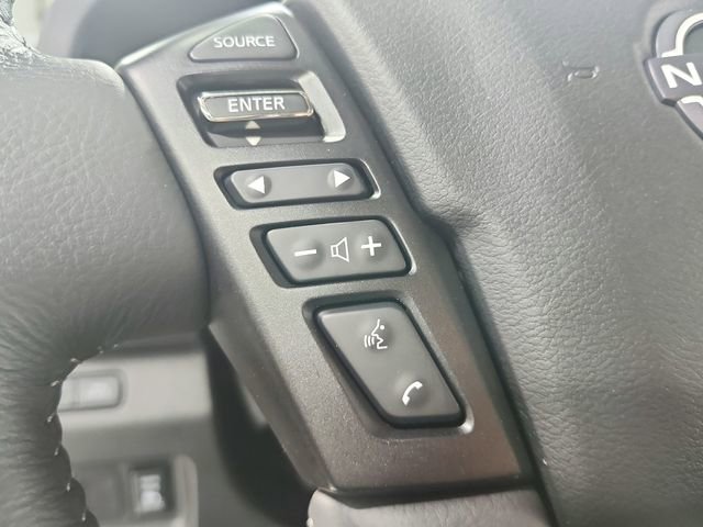 Used 2025 Nissan Frontier SV w/ SV Convenience Package RWD image 23