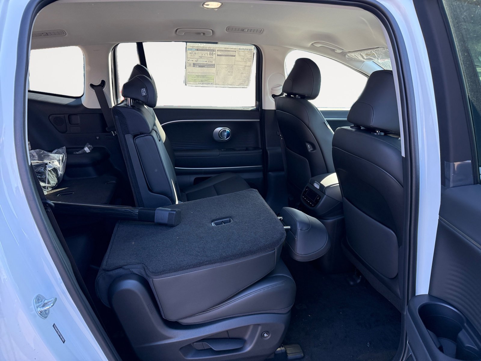 New 2026 Hyundai Ioniq 9 SEL image 18