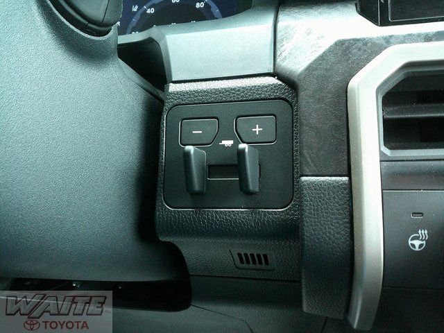 Used 2024 Toyota Tacoma Limited w/ Limited Package (LT) image 23