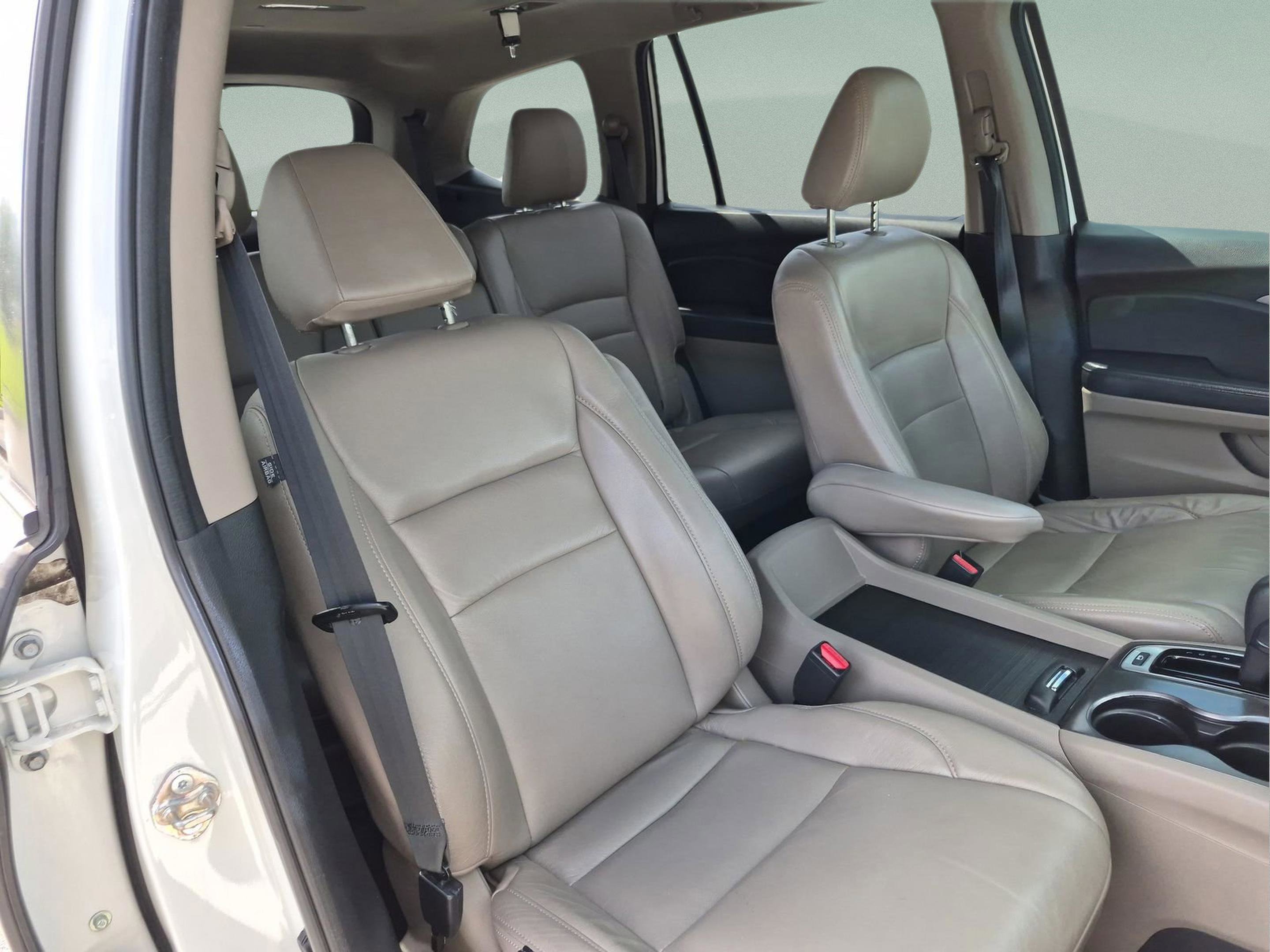Used 2018 Honda Pilot EX image 17