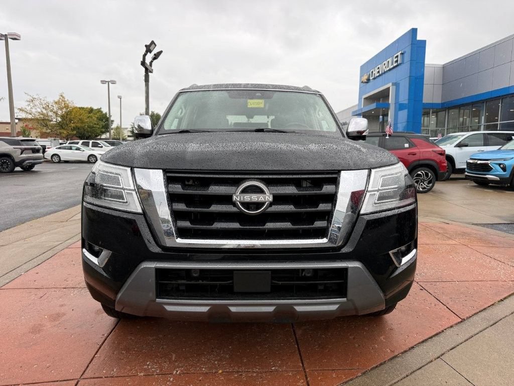 Used 2022 Nissan Armada Platinum w/ Captain's Chairs Package AWD/4WD image 2