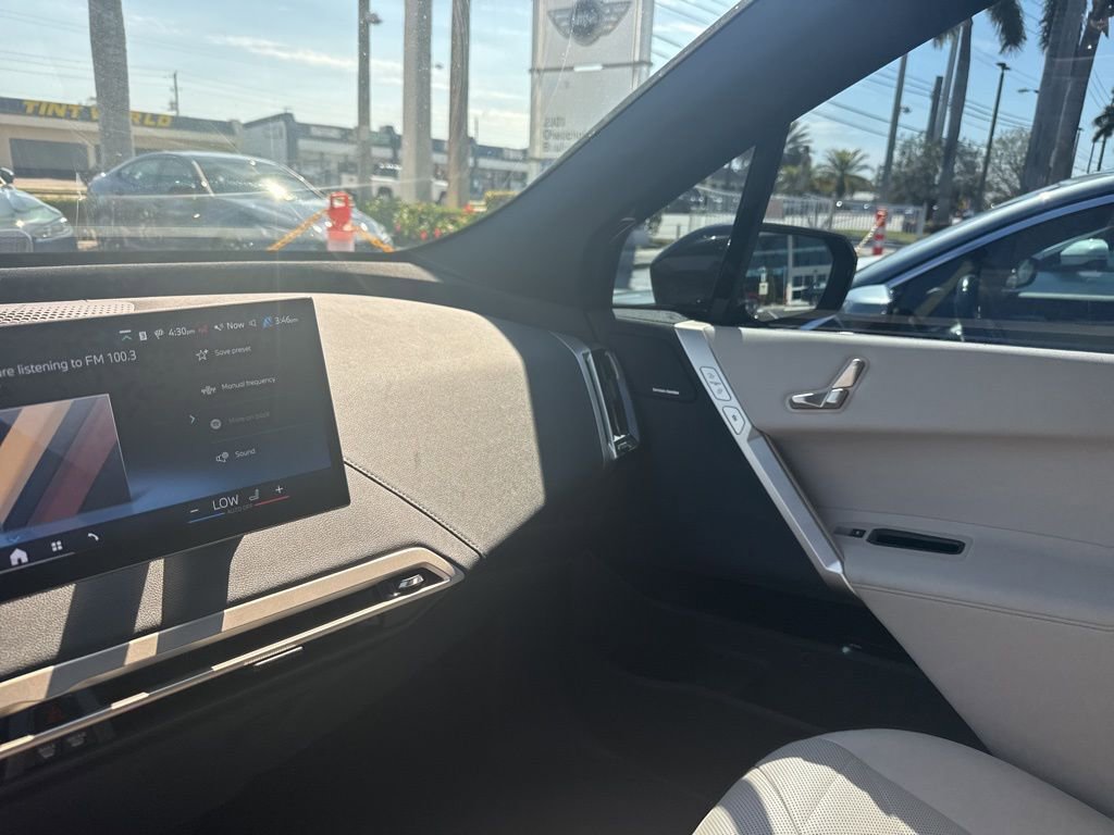 Used 2024 BMW iX xDrive50 w/ Sport Package image 3