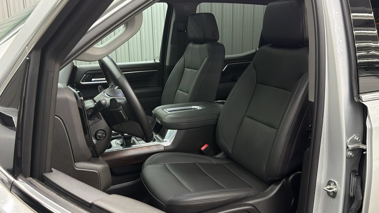 Used 2022 GMC Sierra 1500 SLT w/ SLT Convenience Package AWD/4WD image 34