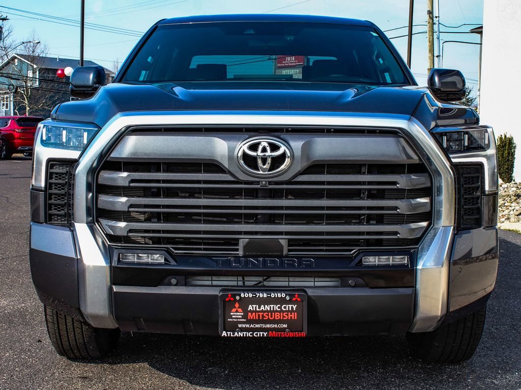Used 2025 Toyota Tundra Limited AWD/4WD image 2