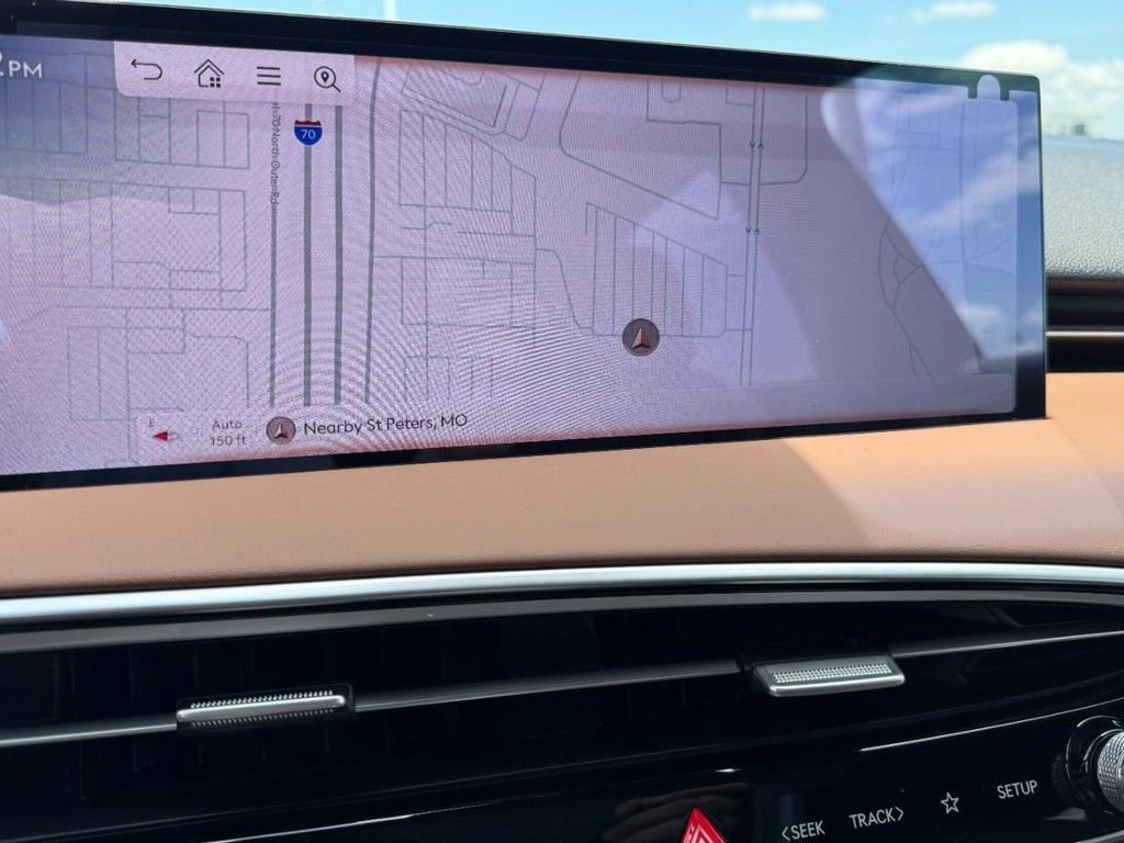 Used 2026 Genesis GV70 2.5T Advanced image 16