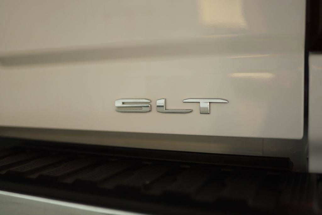 Used 2024 GMC Sierra 3500 SLT image 16