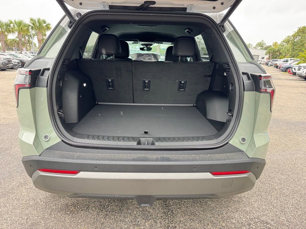 New 2026 Chevrolet Equinox LT w/ Convenience Package II image 12