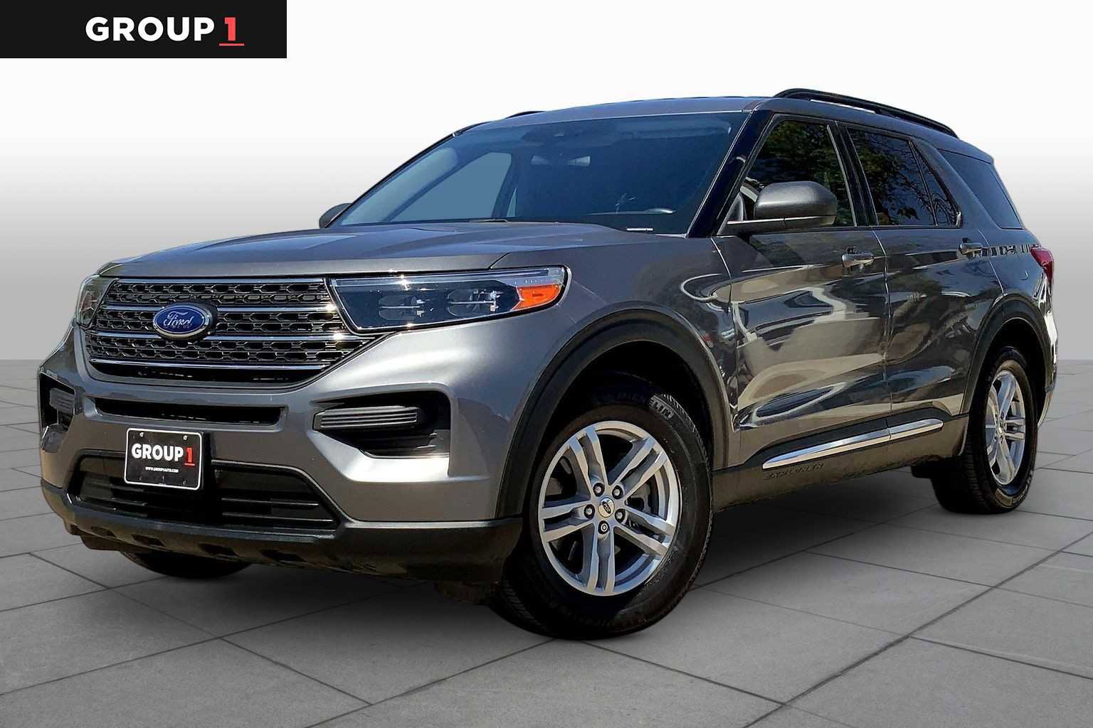 Used 2022 Ford Explorer XLT image 1