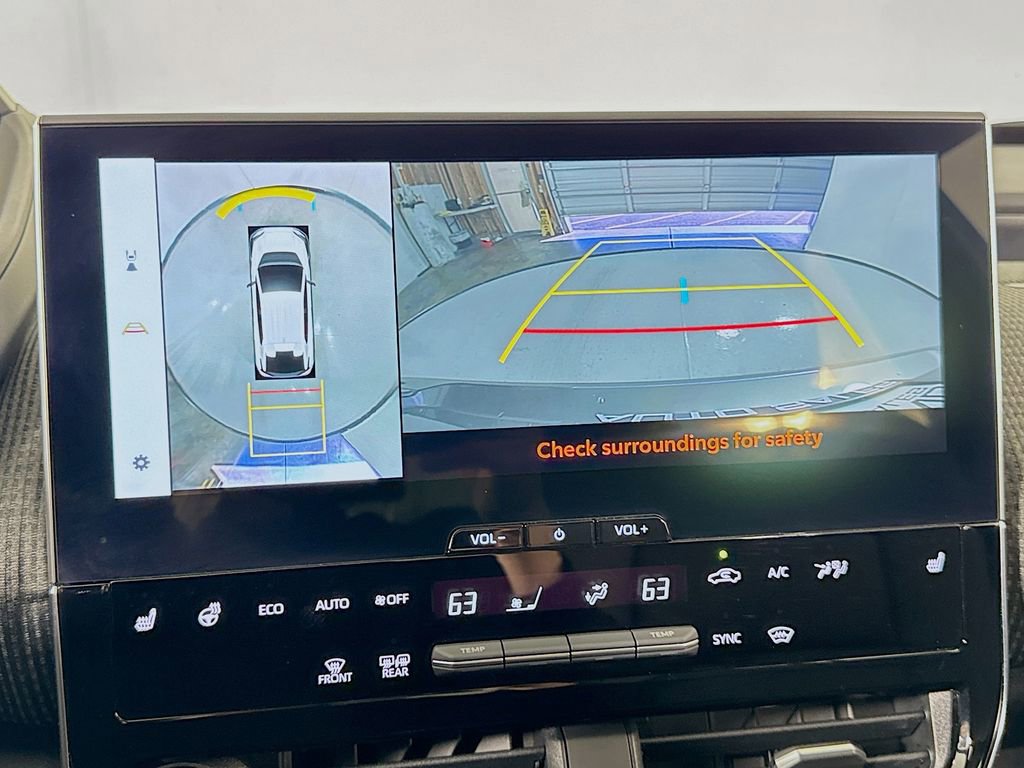 Used 2023 Subaru Solterra AWD image 33