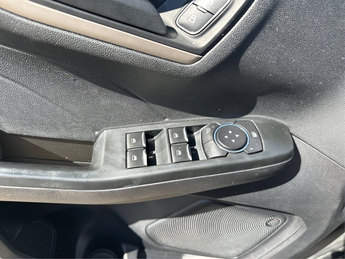 Used 2022 Ford Escape SE AWD/4WD image 14