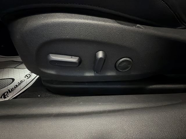 Used 2018 Buick Regal Essence w/ Driver Confidence Package #1 image 12