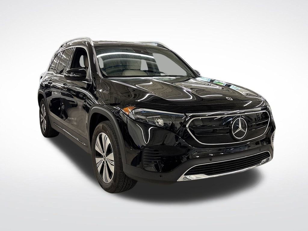 Used 2023 Mercedes-Benz EQB 300 4MATIC image 7