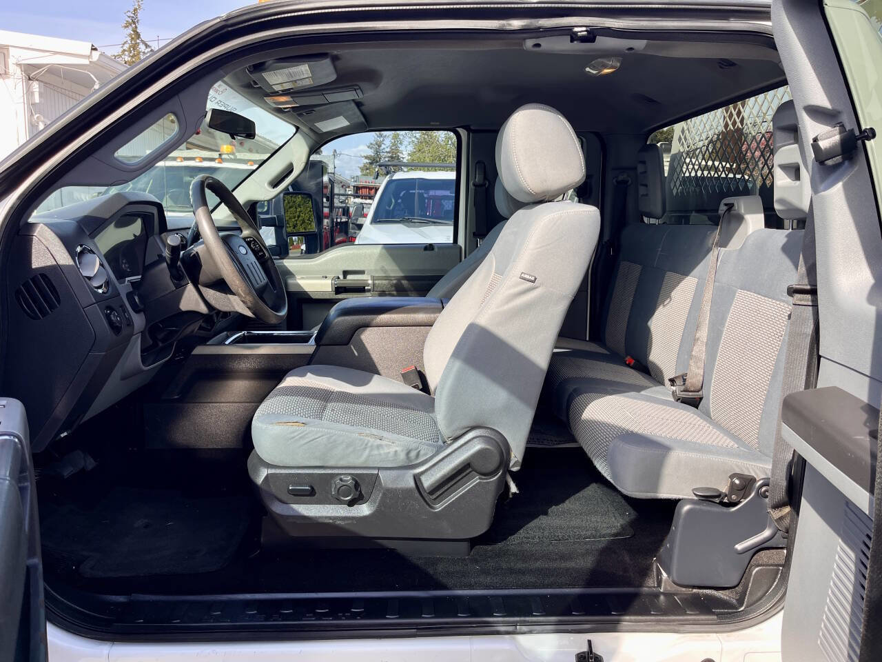 Used 2015 Ford F350 XLT image 18