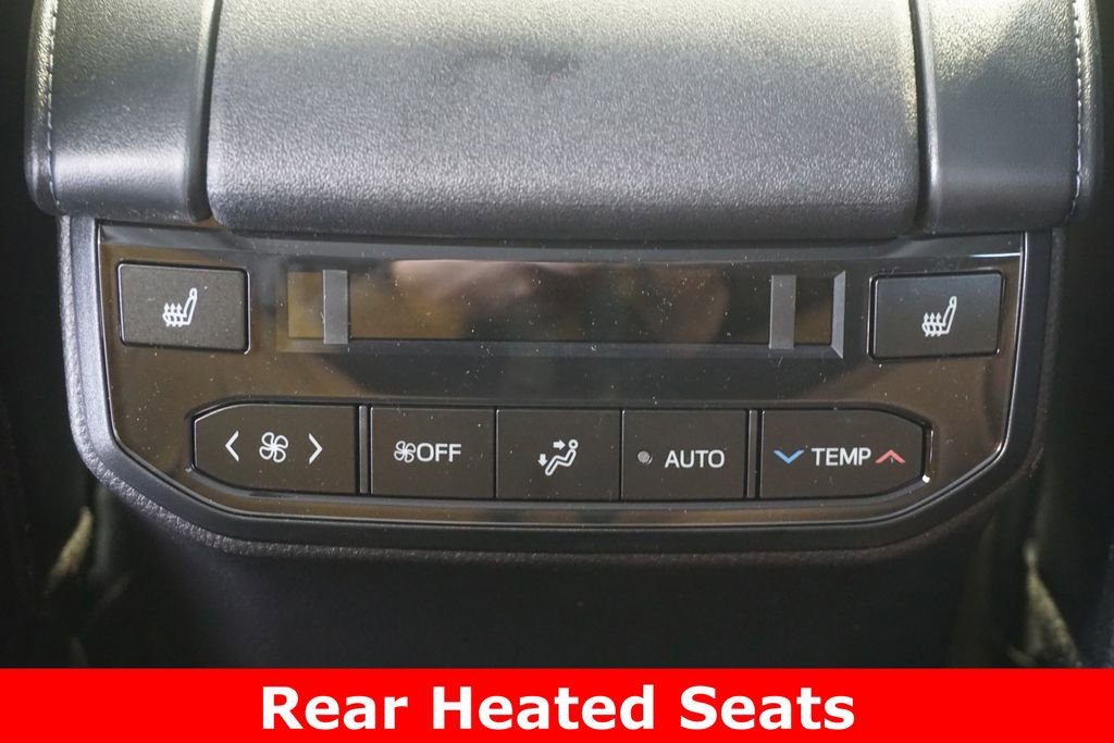 New 2026 Toyota Highlander Platinum image 10