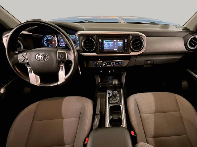 Used 2019 Toyota Tacoma SR5 AWD/4WD image 15