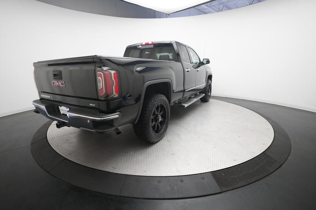 Used 2017 GMC Sierra 1500 SLT w/ SLT Premium Package AWD/4WD image 31