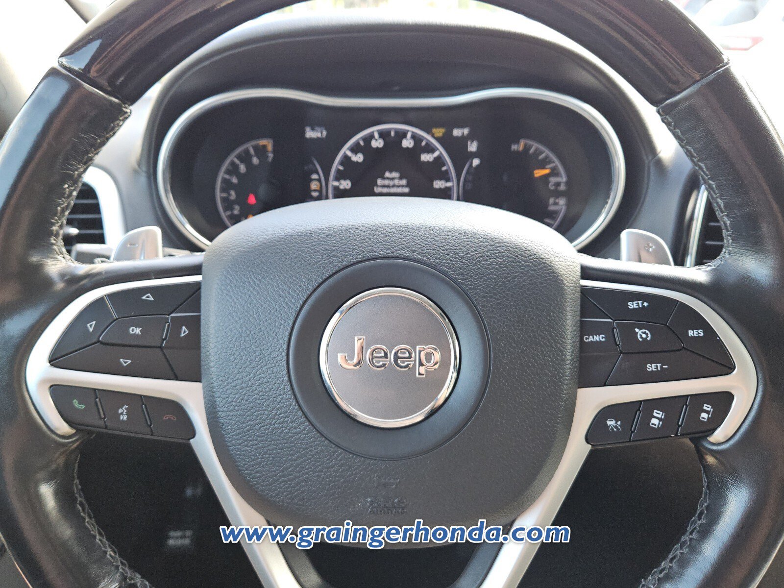 Used 2020 Jeep Grand Cherokee Summit AWD/4WD image 18