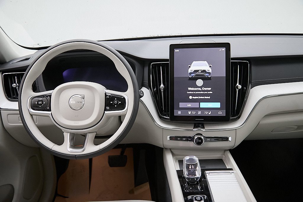 New 2026 Volvo XC60 B5 Ultra w/ Climate Package image 20