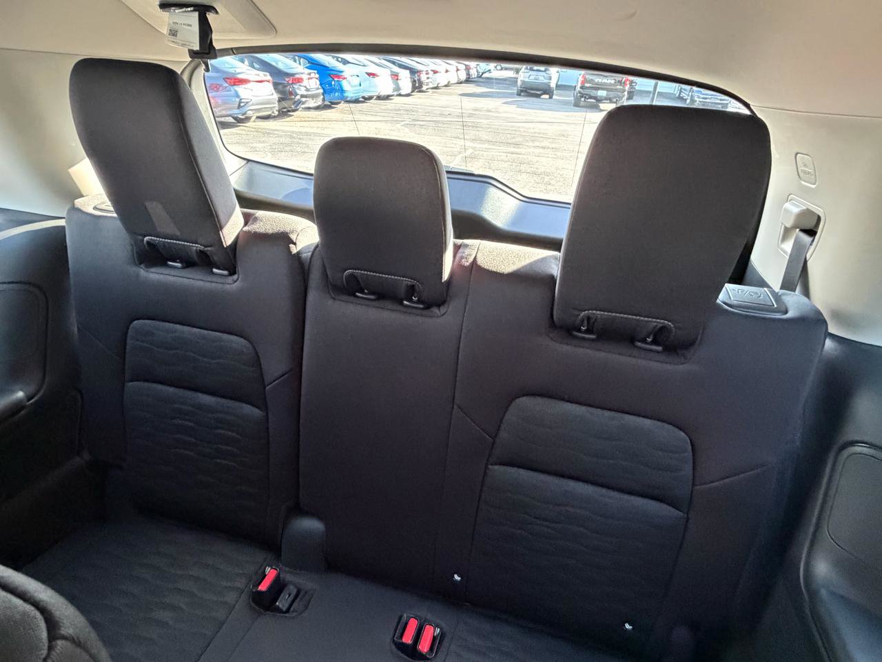 Used 2025 Nissan Pathfinder SV image 20