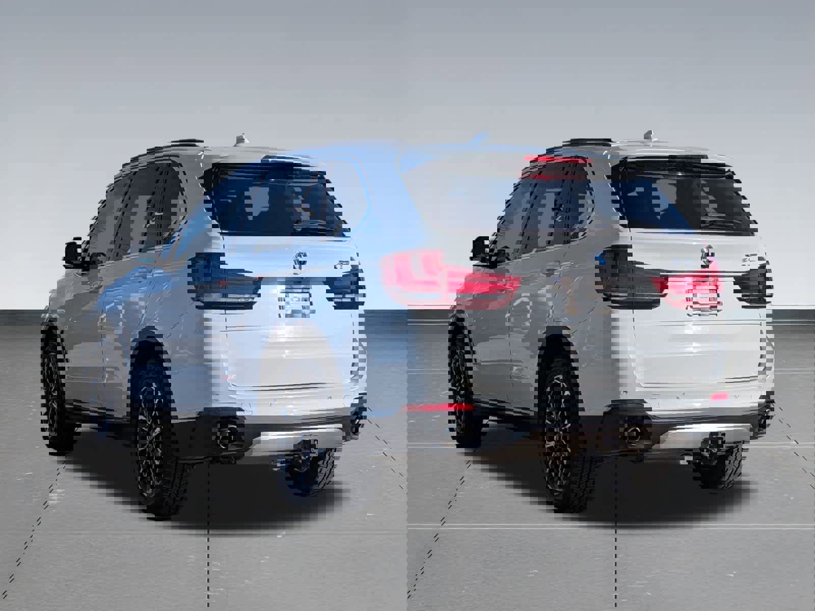 Used 2016 BMW X5 xDrive35i w/ Premium Package image 4