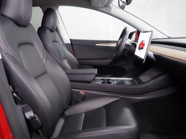 Used 2023 Tesla Model Y Long Range image 16