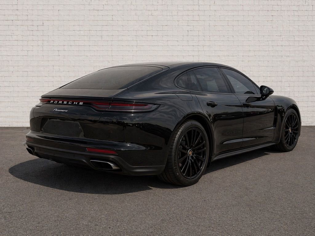 Used 2021 Porsche Panamera RWD image 4
