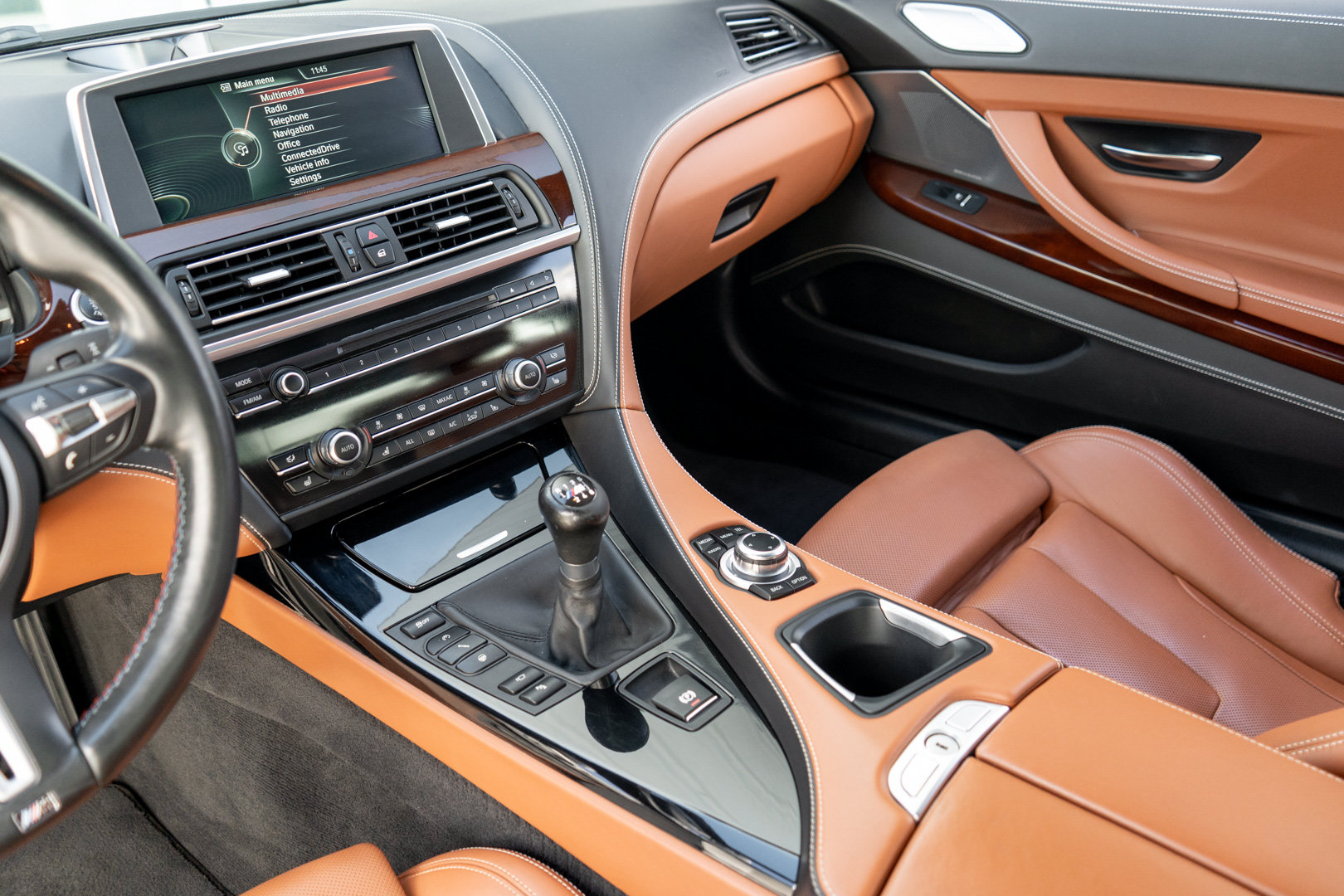 Used 2014 BMW M6 Coupe RWD image 16