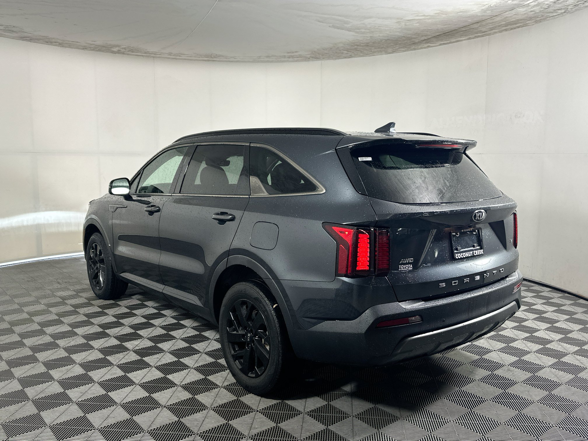 Used 2021 Kia Sorento S w/ Panoramic Sunroof Package AWD/4WD image 5
