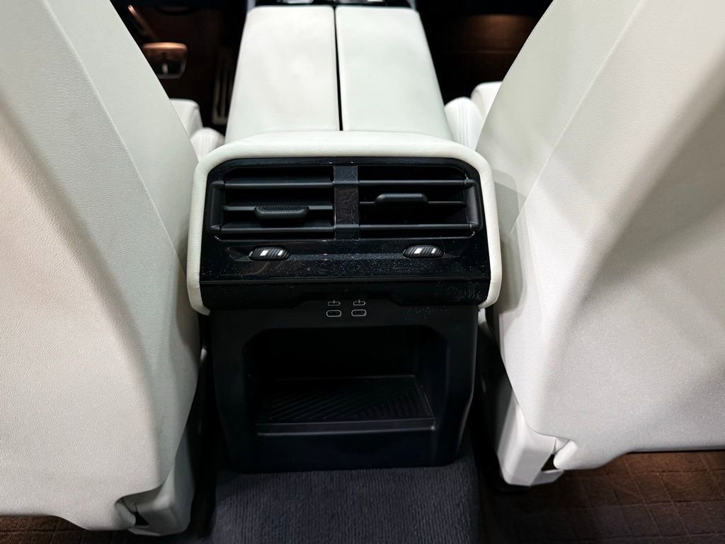 Used 2025 BMW i5 xDrive40 w/ M Sport Package image 43